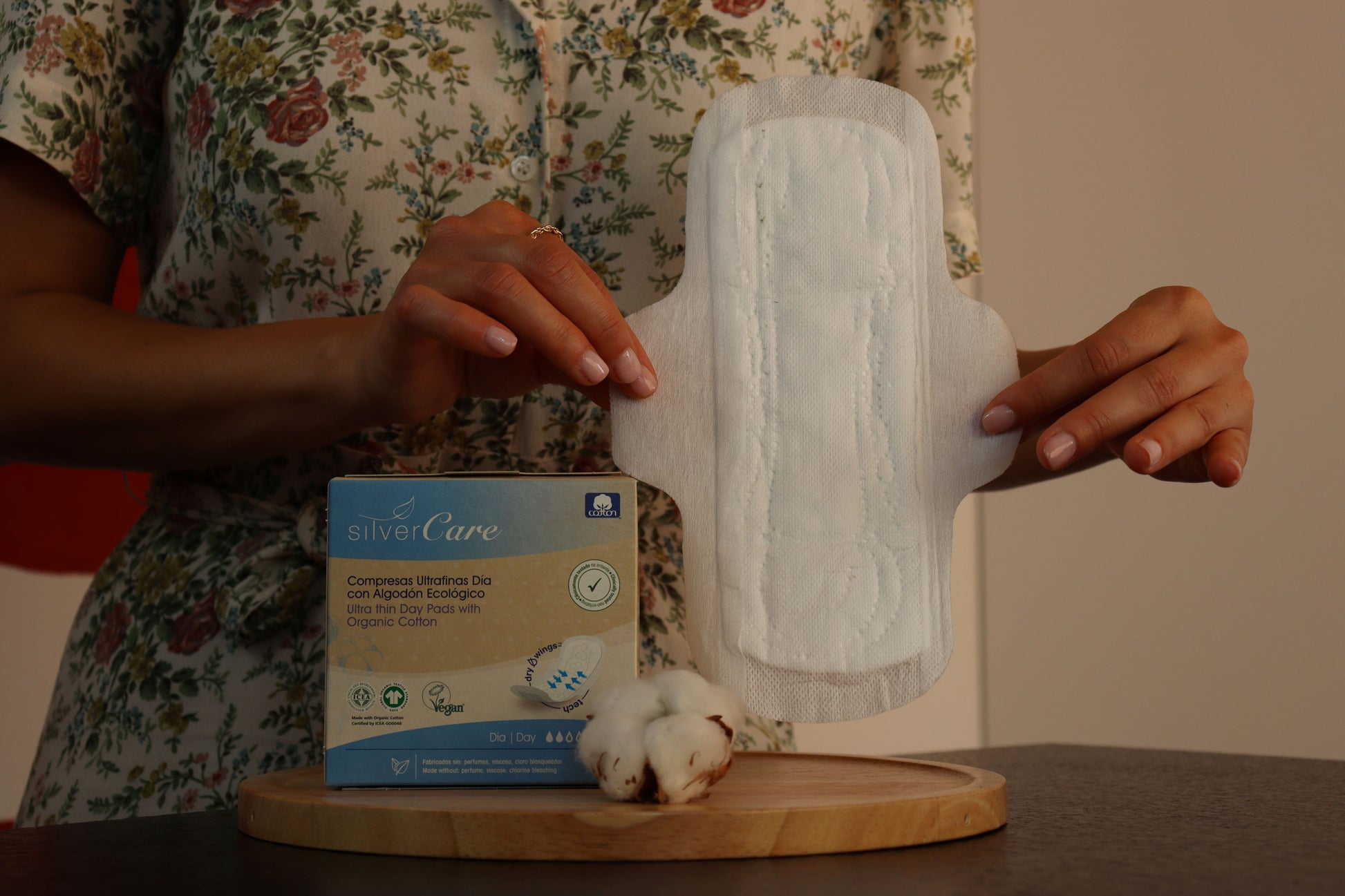 Podpaski ekologiczne na dzień Silver Care BIO 100% bawełna bez chloru 10szt